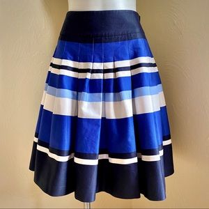 H&M blue striped pleated skirt